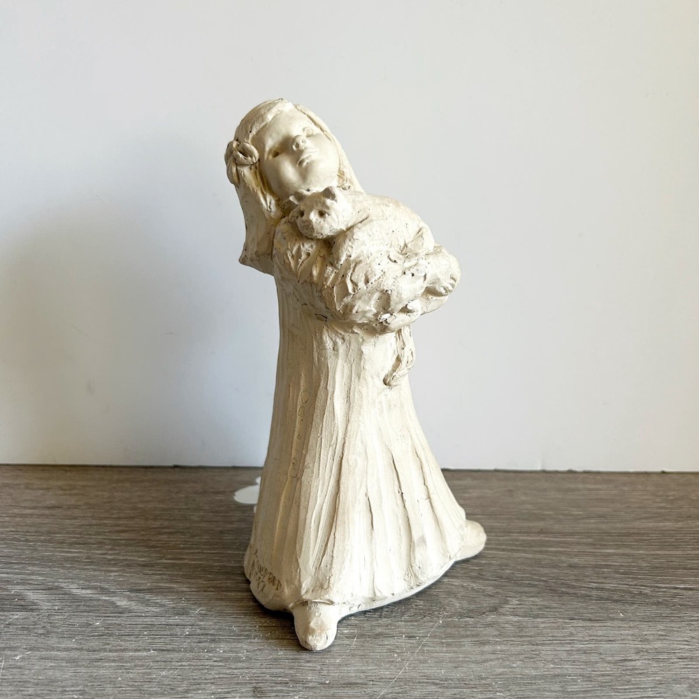 Vintage Statue of Girl Holding Cat 1987 Bright Eyes by Austin